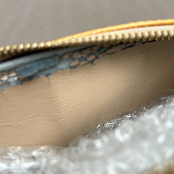 Louis Vuitton LV Vernis Yellow Papillion Barrel Bag with COA - Picture 17 of 17